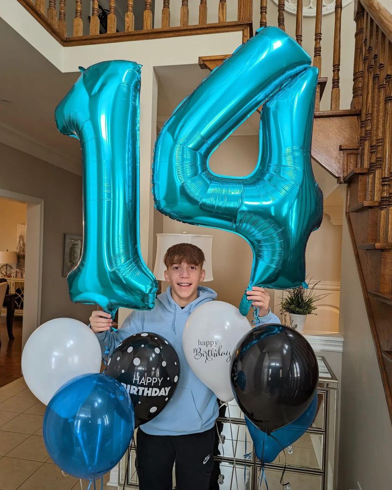 Light Blue Number 9 Balloon 40 Inch, 9th Birthday Party Decorations for Children, Giant 9 Foil Balloon for Party Supplies