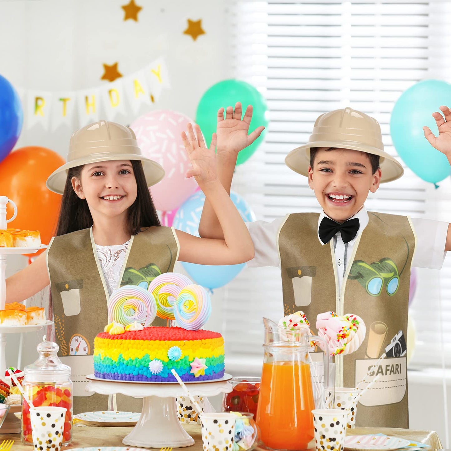 Geyoga 48 Pcs Explorer Costume Kids 24 Safari Vest and 24 Safari Hats Explorer Outfit for Kids Jungle Party Favors Outdoor Activity Halloween Birthday Gifts