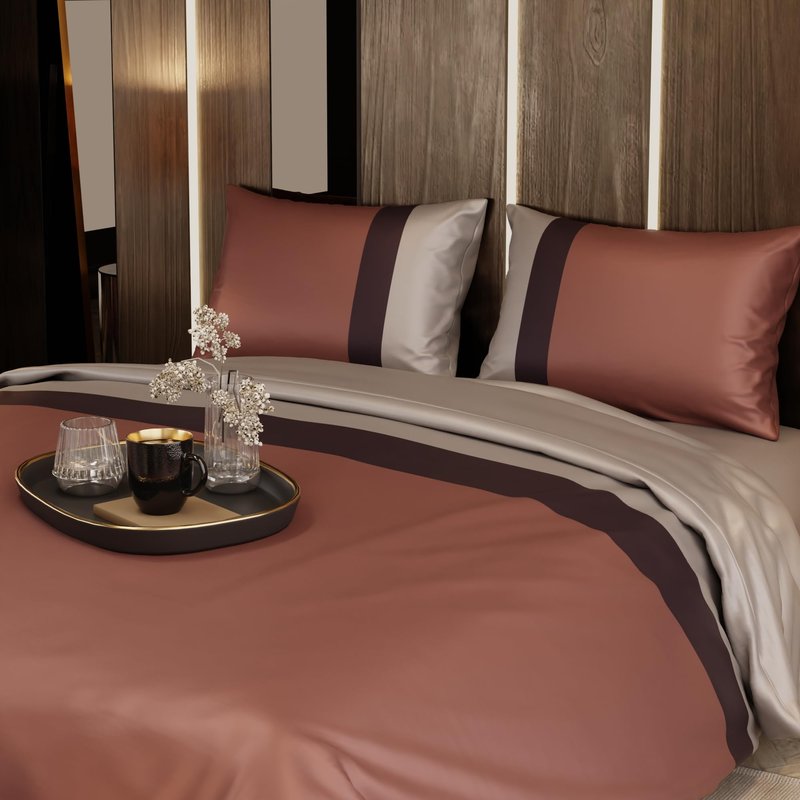 Stoa Paris Luxury Satin Queen Duvet Cover Set 3PCs, 300TC Silk-Like Bedding for Hot Sleepers, Skin & Hair Safe, Hidden Zipper + 2 Pillow Shams 20x30”, No Comforter Included, Vogue - Caramel, Wine