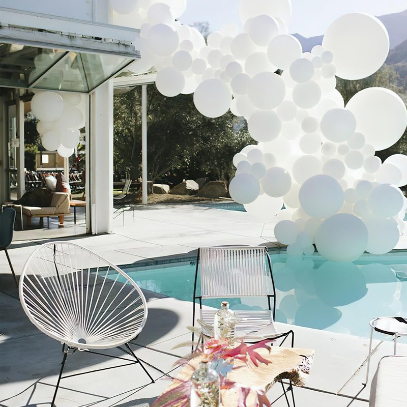 PartyWoo White Balloons 101pcs 12 Inch Matte White Latex Balloons for Wedding Bridal Graduation Engagement Baby Shower Gender Reveal Easter Anniversary Birthday Tea Party Decorations White-Y13