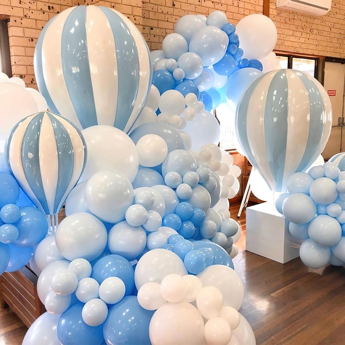 PartyWoo Baby Blue Balloons - 100pcs in 5-18 Inch Sizes | Perfect for Graduation & Baby Showers