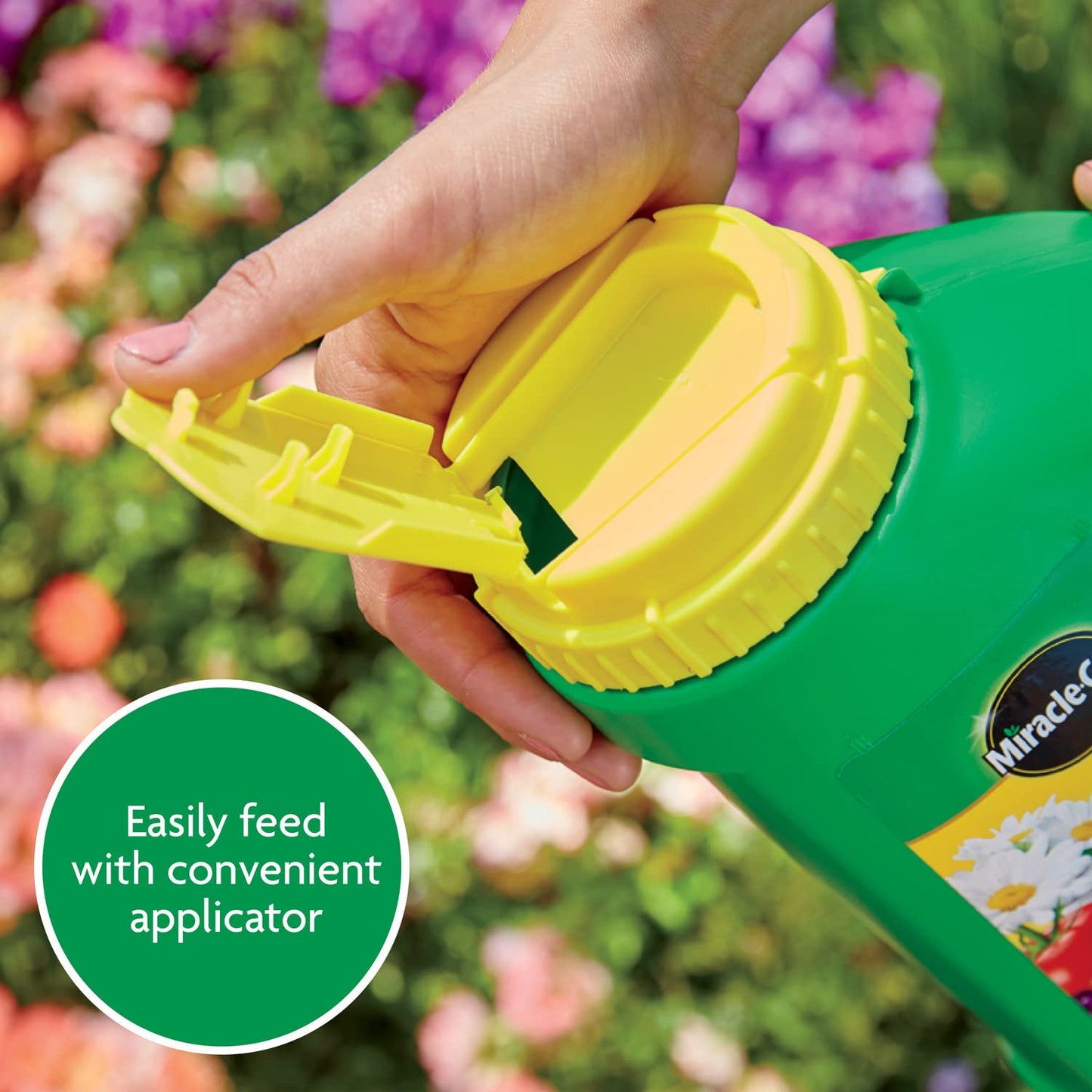 Miracle-Gro Shake 'N Feed All Purpose Plant Food - Ideal for Indoor & Outdoor Plants, 4.5 lbs.