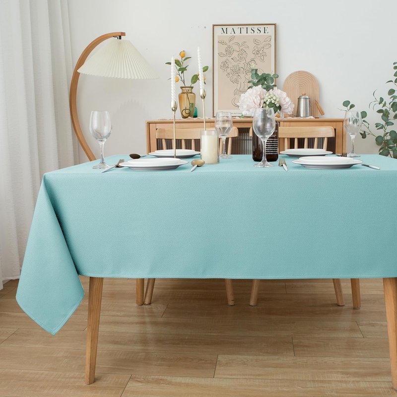 Biscaynebay Textured Fabric Tablecloths 60x108 Inches Rectangular, Silver Grey Water Resistant Spill Proof Tablecloths for Dining, Kitchen, Wedding and Parties, Machine Washable