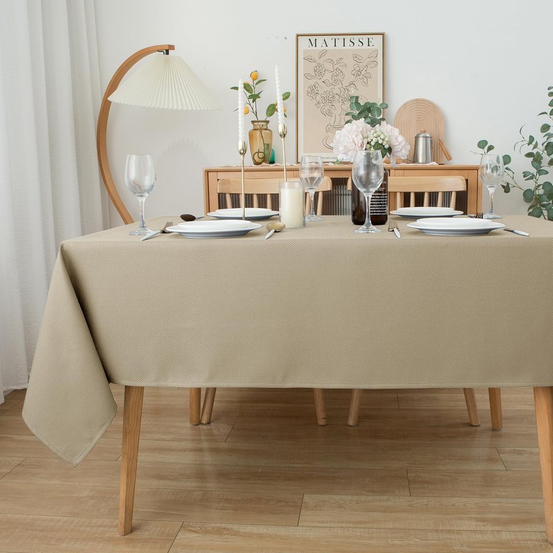 Biscaynebay Textured Fabric Tablecloths 52x70 Inches Rectangular, Natural Water Resistant Tablecloths for Dining, Kitchen, Wedding, Parties etc. Machine Washable