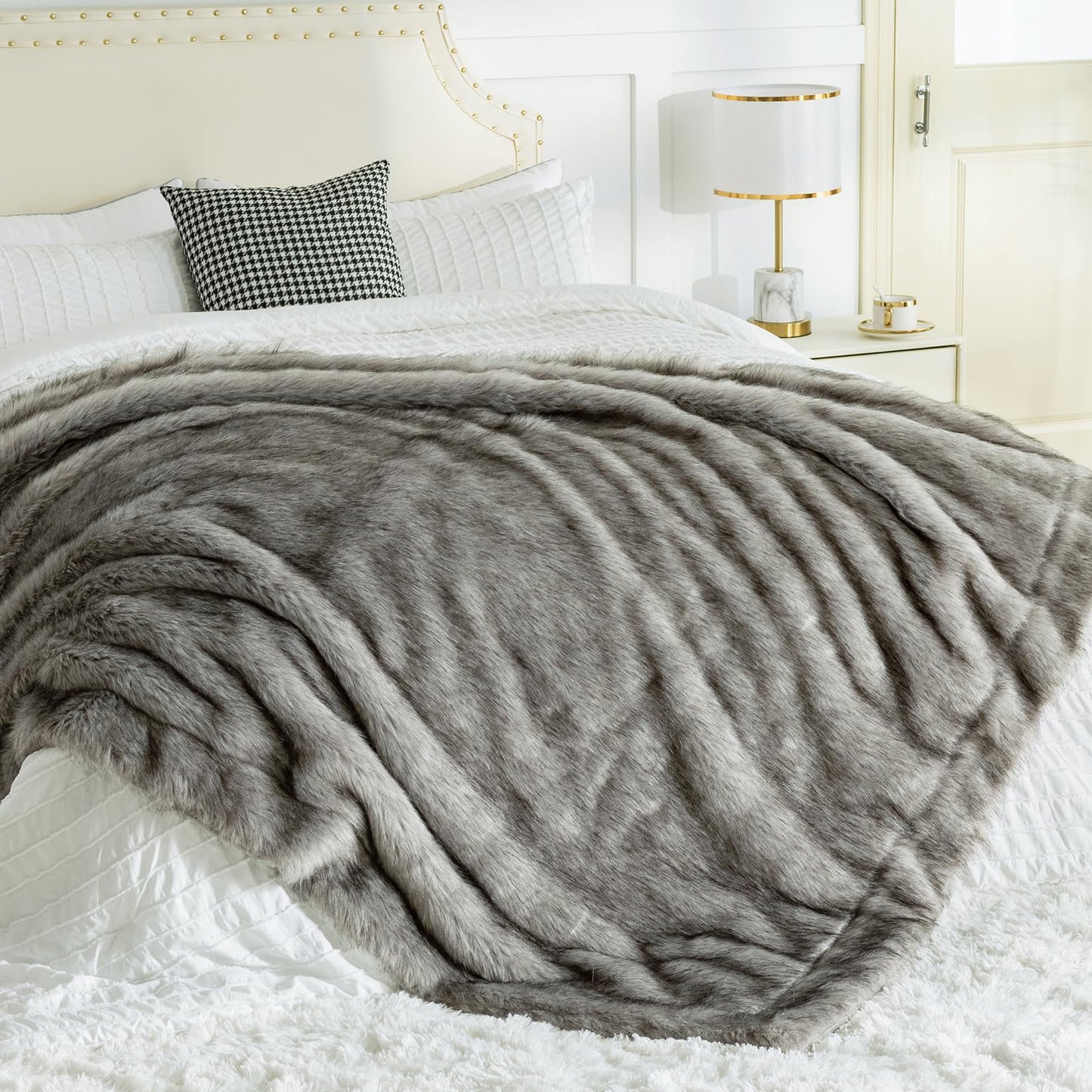 OMERAI Faux Fur Blanket, Ultra Soft Luxury Fuzzy Throw Blanket, Long Pile Plush Cozy Warm Decorative Blanket for Couch, Sofa, Chair, Bed, Heavy Weight, 50" x 60", Gray