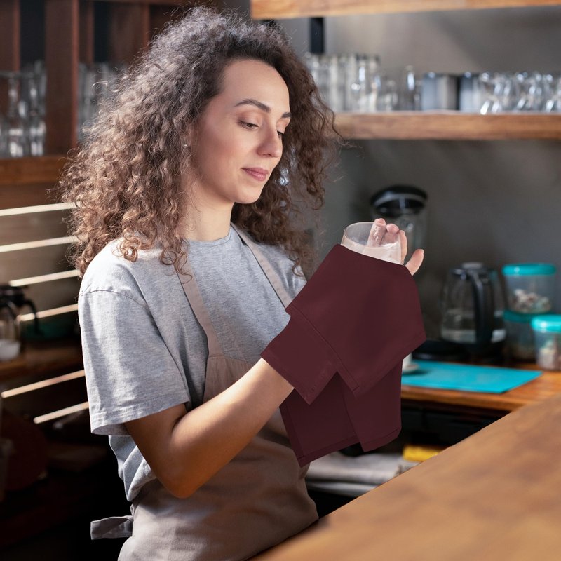 Utopia Home Burgundy Cloth Napkins (12 Pack, 17x17 Inches), Ideal Dinner Napkins for Party, Wedding and Lunch/Dinner